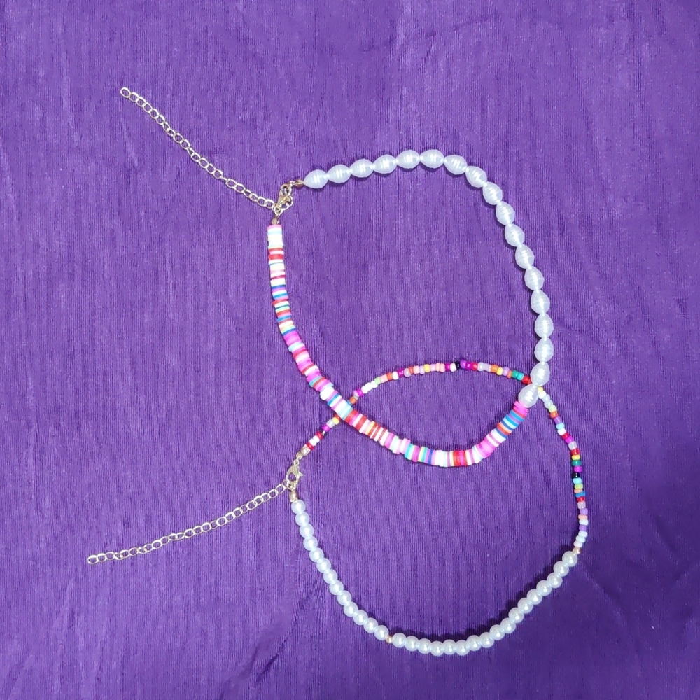🔥2 sets/$12🔥 Beaded Choker w. Gold clasp Jr./Y2K